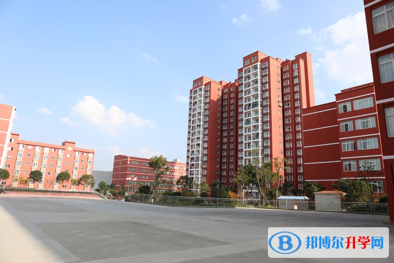貴州省畢節梁才學校怎么樣、好嗎