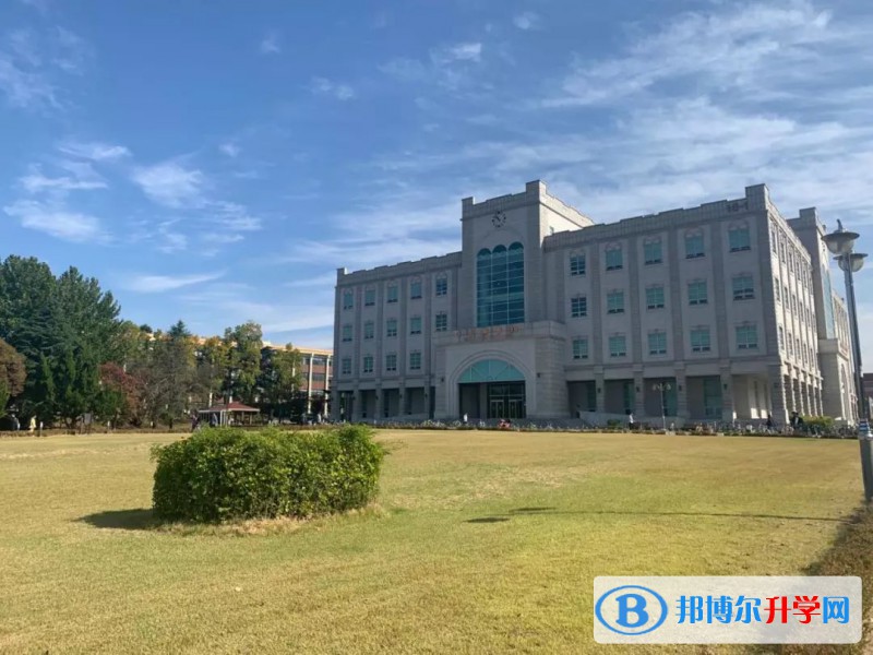 四川省廣安第一中學(xué)2021年報名條件、招生要求、招生對象