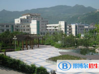 達(dá)州市第一中學(xué)2025年招生辦聯(lián)系電話