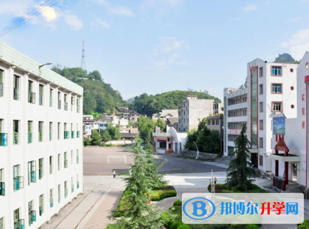 貴州省銅仁地區(qū)德江縣第一中學2022年網(wǎng)站網(wǎng)址