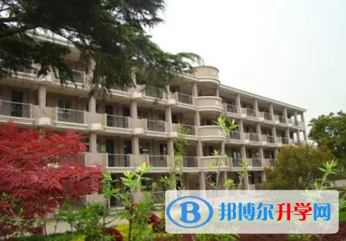 江蘇省興化中學(xué)地址，乘車路線