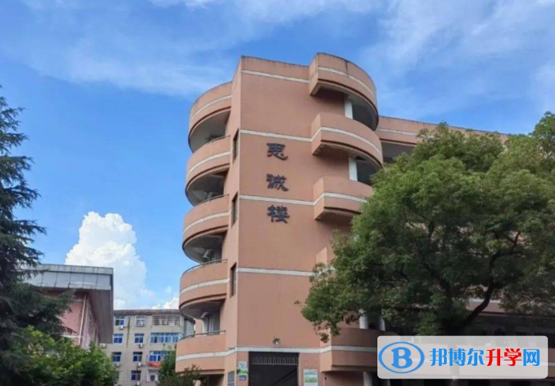 2024榮昌大成中學(xué)招生計劃 招生人數(shù)是多少(附要求、條件、對象)